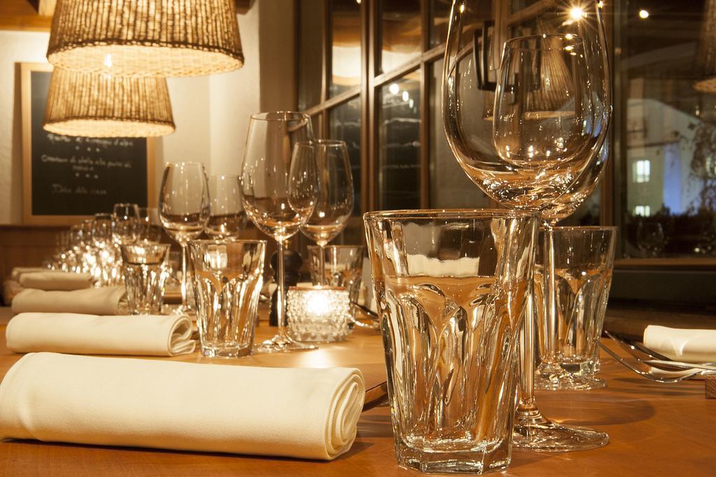 Italian Lifestyle Hotel & Osteria Chartreuse Thun Exteriör bild