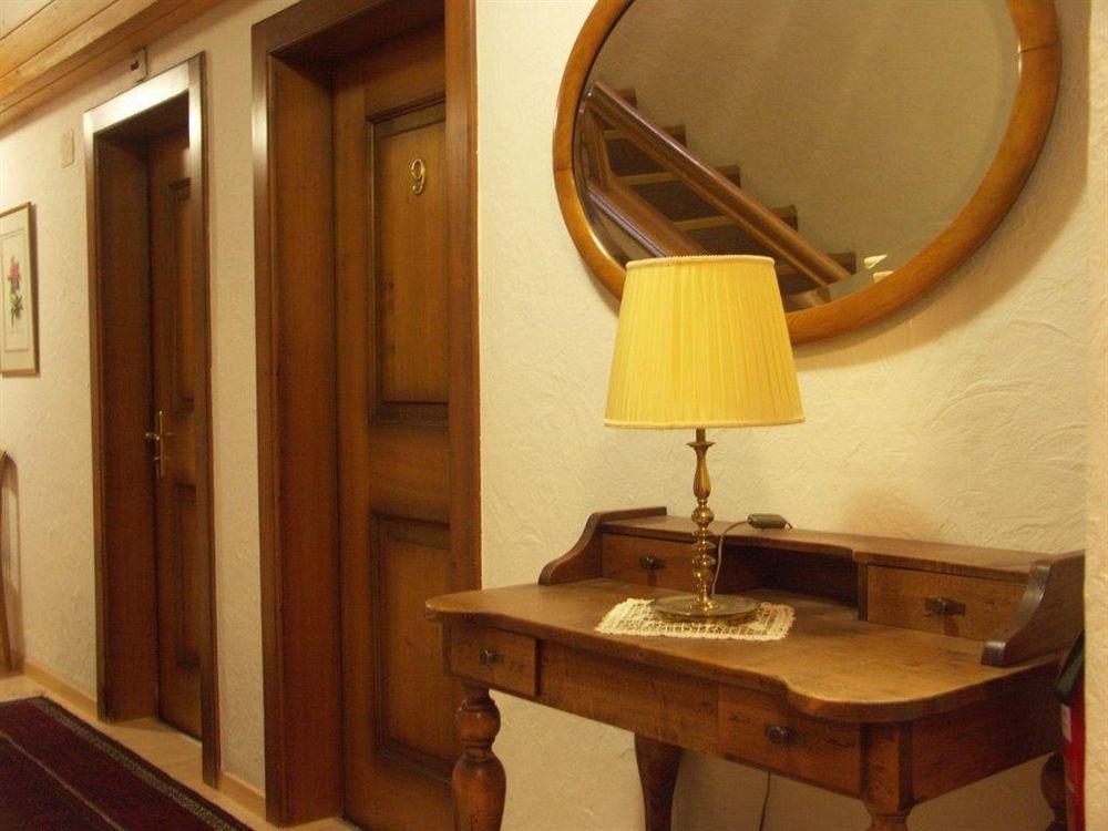Italian Lifestyle Hotel & Osteria Chartreuse Thun Exteriör bild